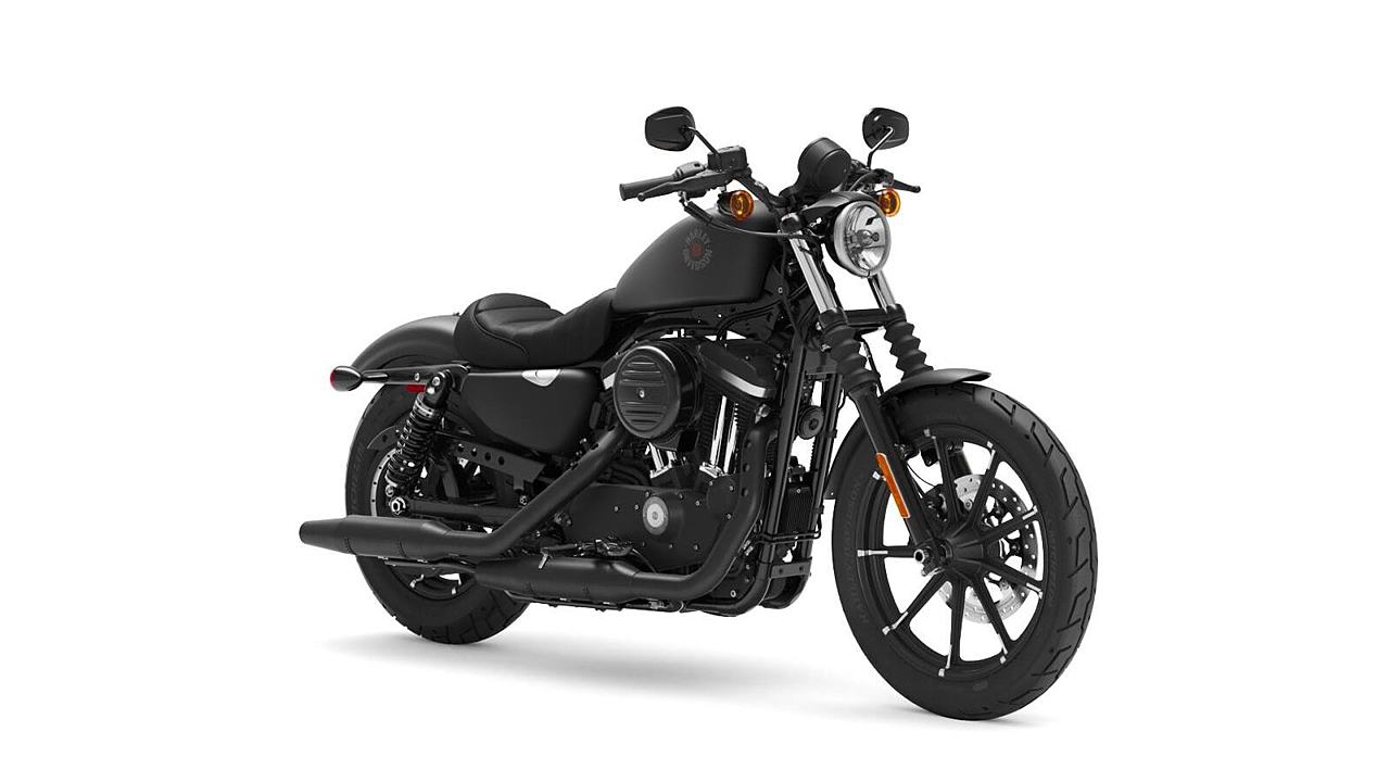 Harley Davidson Iron 883 ex showroom price